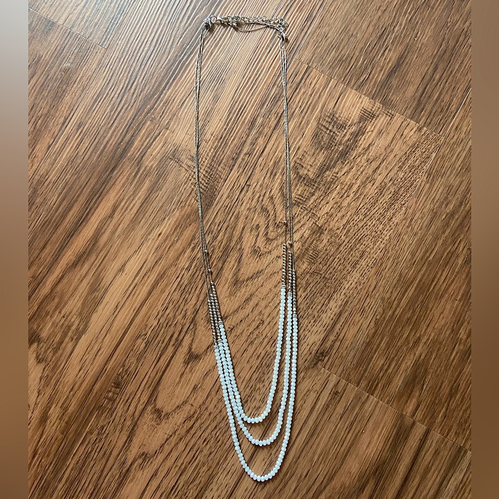 Ann Taylor Women’s White Bead Necklace